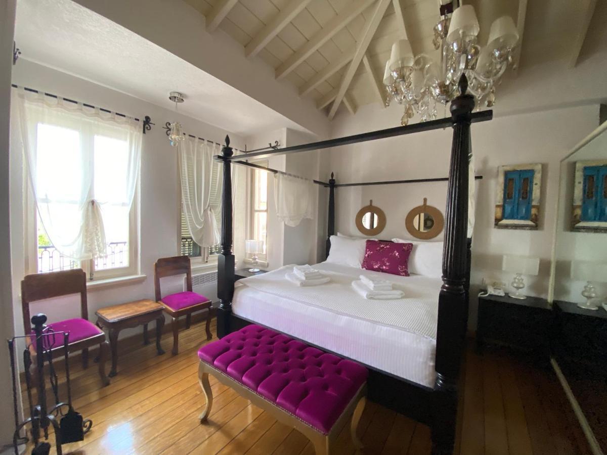 Nisi Hotel (Adults Only) Ayvalı Esterno foto